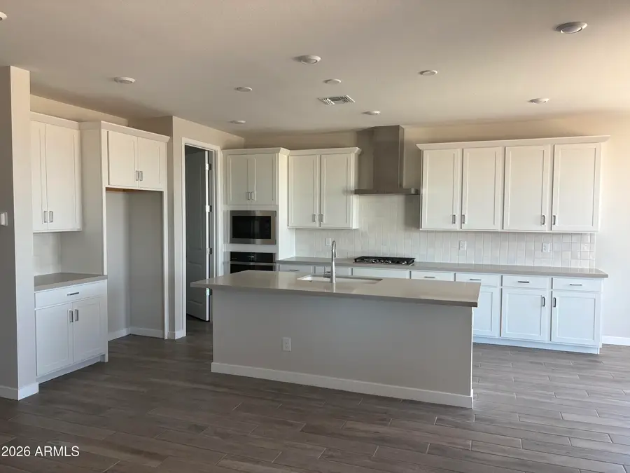18243 W Pioneer Street, Goodyear, AZ 85338 - #2