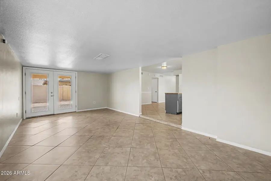 2235 W El Moro Avenue, Mesa, AZ 85202 - #3