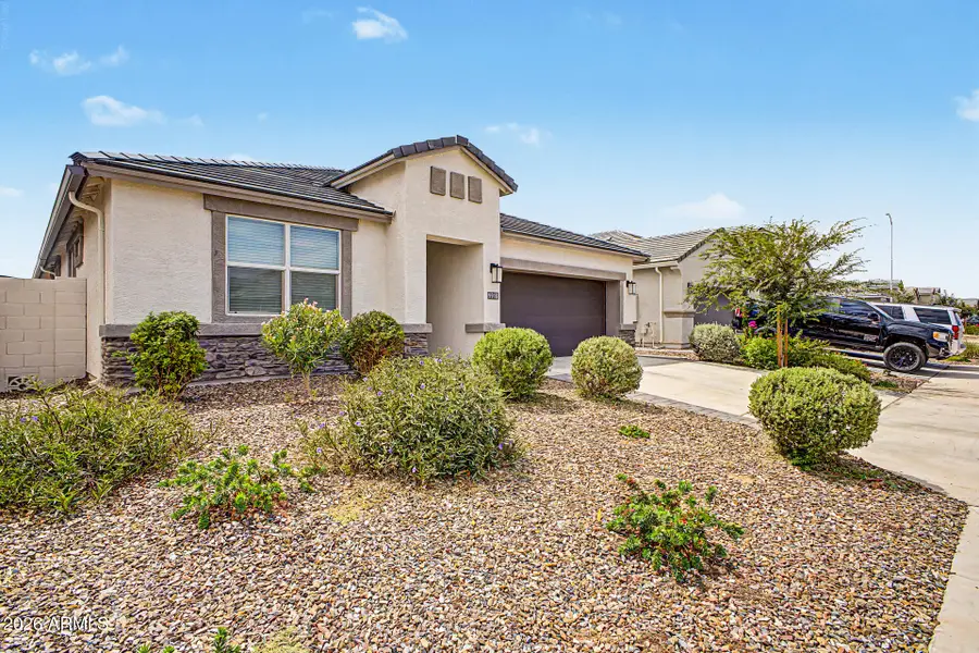 9918 S Holandes Drive, Apache Junction, AZ 85120 - #3