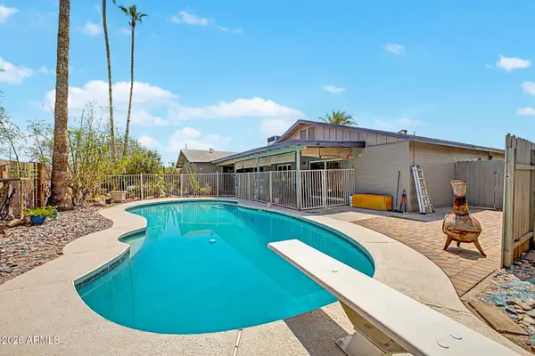 2642 W Juanita Circle, Mesa, AZ 85202