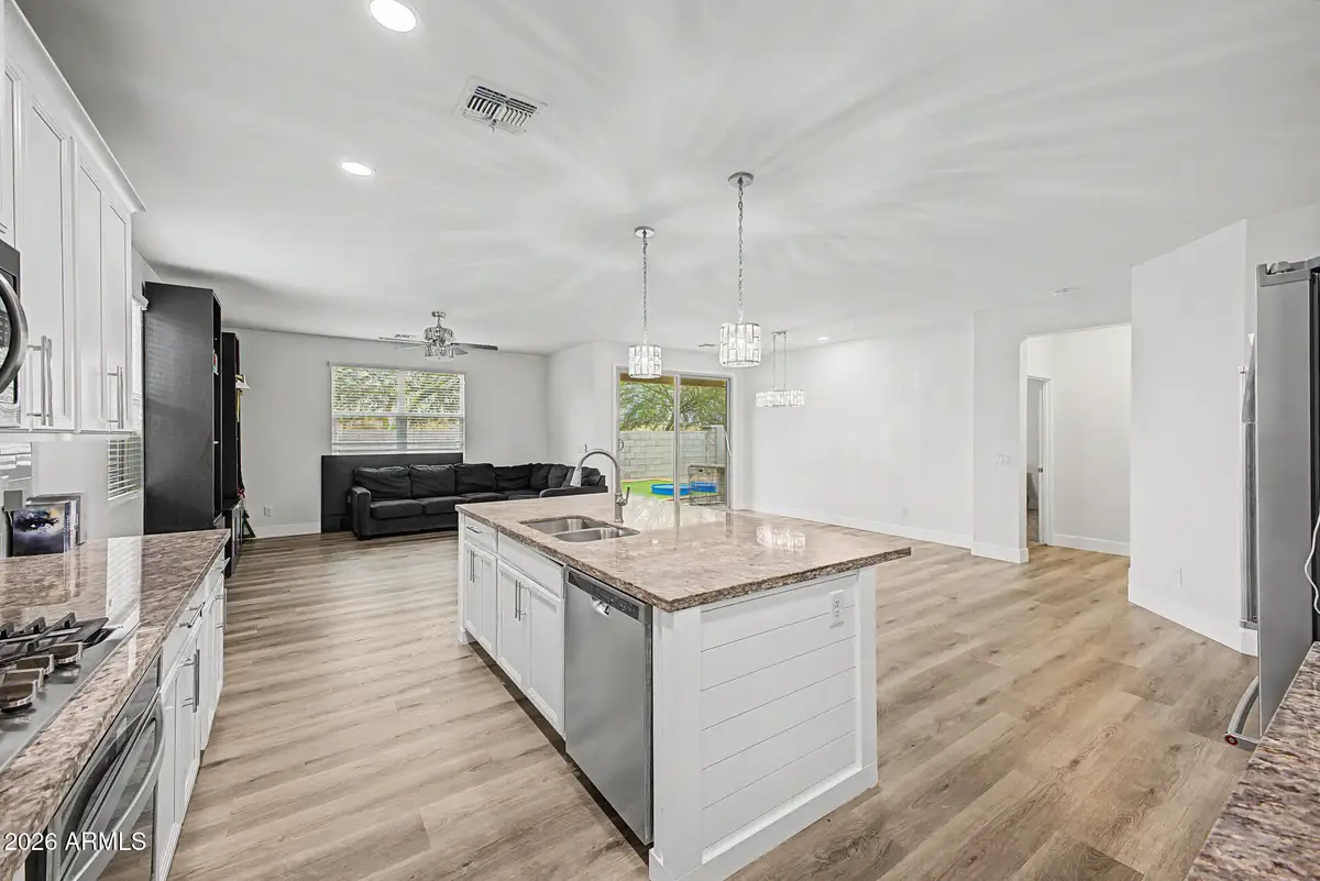 7321 N 123rd Drive, Glendale, AZ 85307 - #1