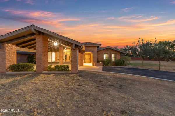 1821 E Elliot Road, Gilbert, AZ 85234