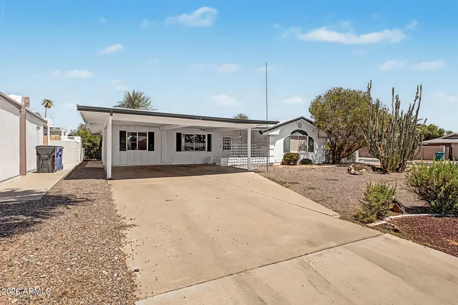 809 S Saranac Avenue, Mesa, AZ 85208 - #2