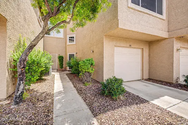 1633 E Lakeside Drive #135, Gilbert, AZ 85234