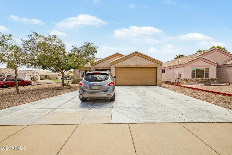 2046 S Rennick Drive, Apache Junction, AZ 85120 - #2