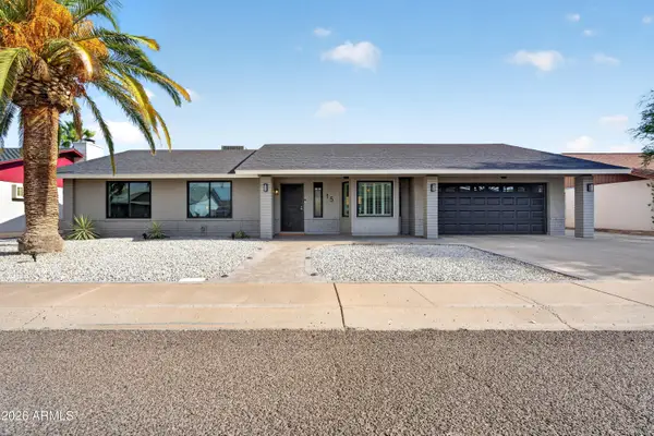 15 E Angela Drive, Phoenix, AZ 85022