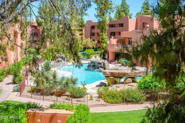 12212 N Paradise Village Parkway S #318, Phoenix, AZ 85032