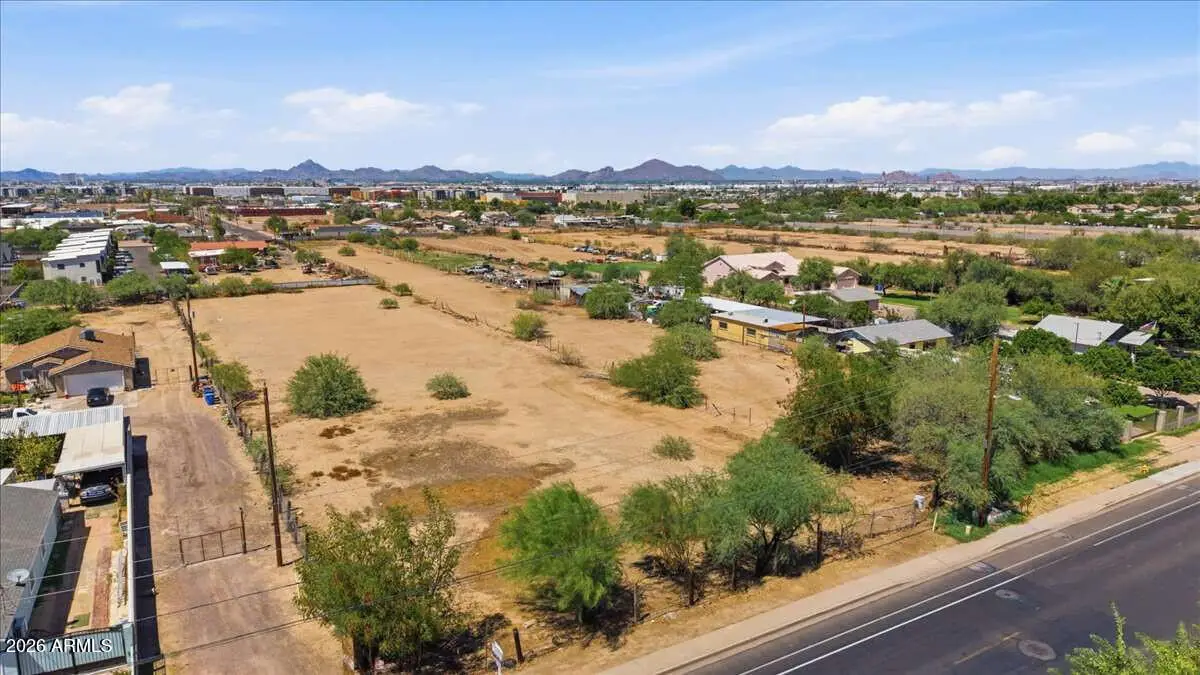 1141 E Roeser Road, Phoenix, AZ 85040 - #1