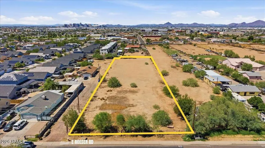1141 E Roeser Road, Phoenix, AZ 85040 - #2