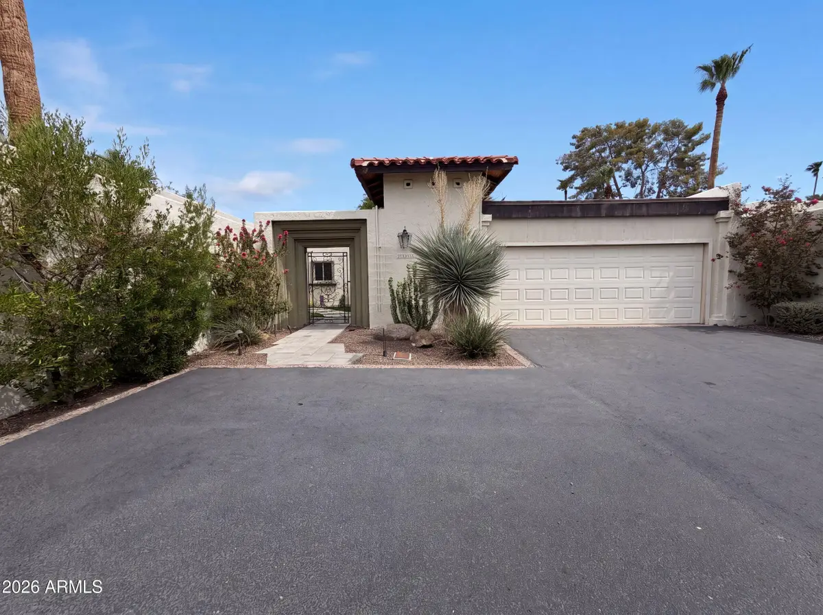 5341 N Questa Tierra Drive, Phoenix, AZ 85012 - #1