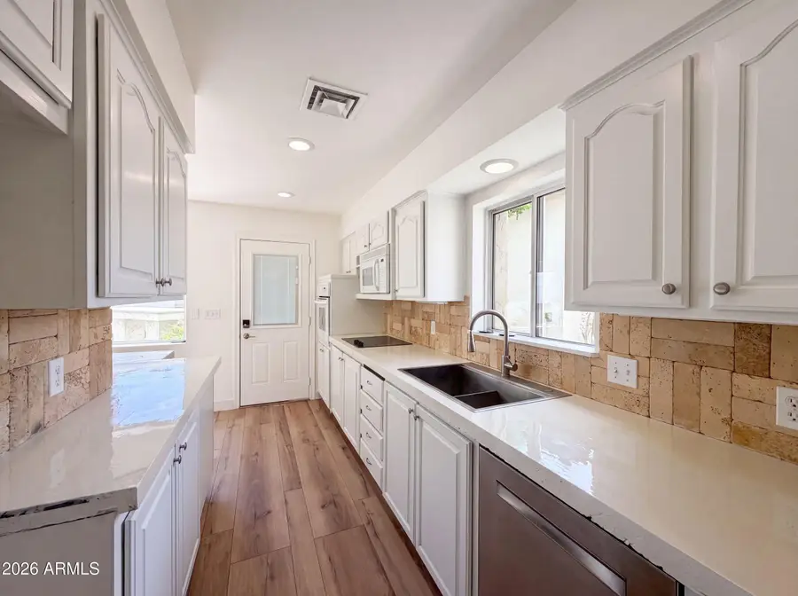 5341 N Questa Tierra Drive, Phoenix, AZ 85012 - #3