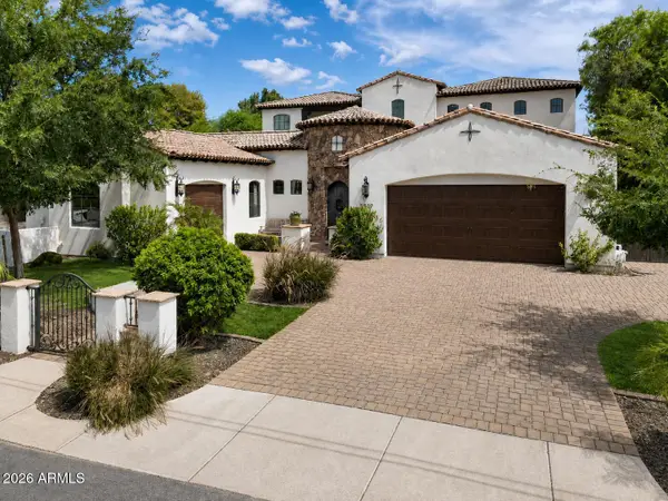 5807 E Orange Blossom Lane, Phoenix, AZ 85018