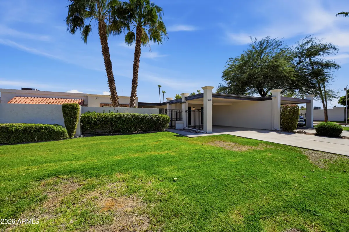 2905 W Glendale Avenue, Phoenix, AZ 85051 - #1