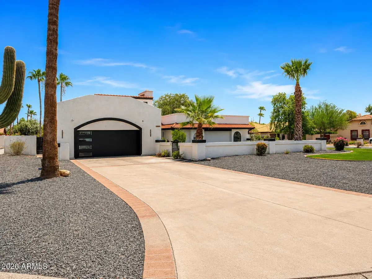 7010 W Eugie Avenue, Peoria, AZ 85381 - #1