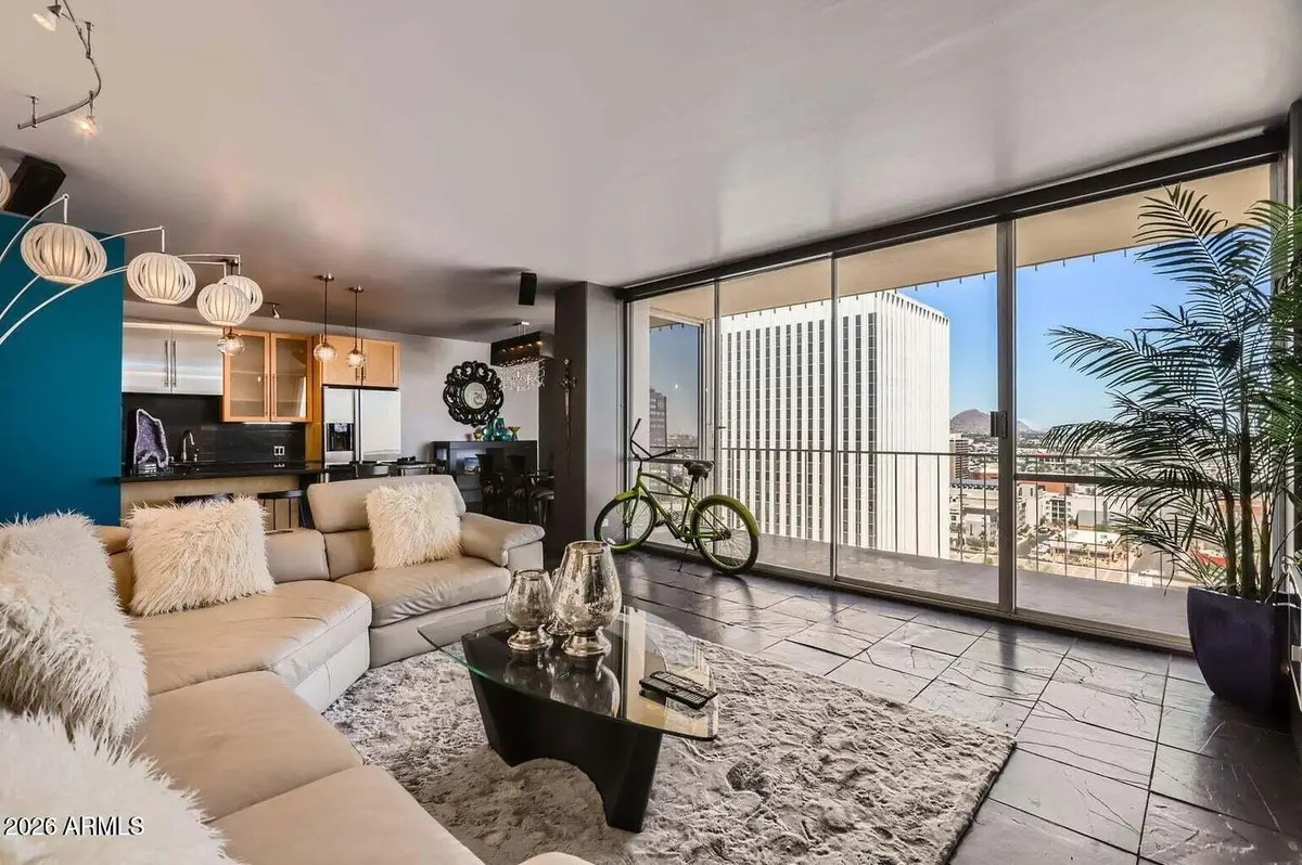 207 W Clarendon Avenue #G18, Phoenix, AZ 85013 - #1
