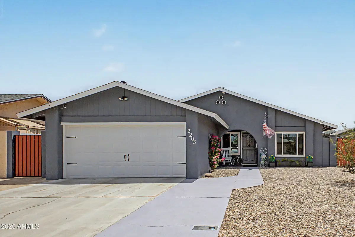 2203 W El Moro Avenue, Mesa, AZ 85202 - #1