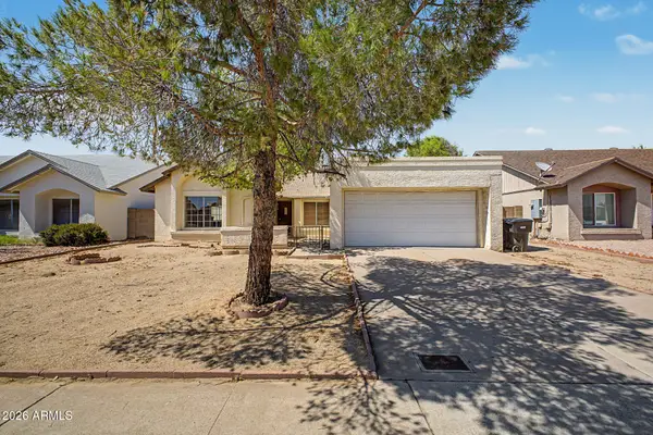 818 W Oraibi Drive, Phoenix, AZ 85027
