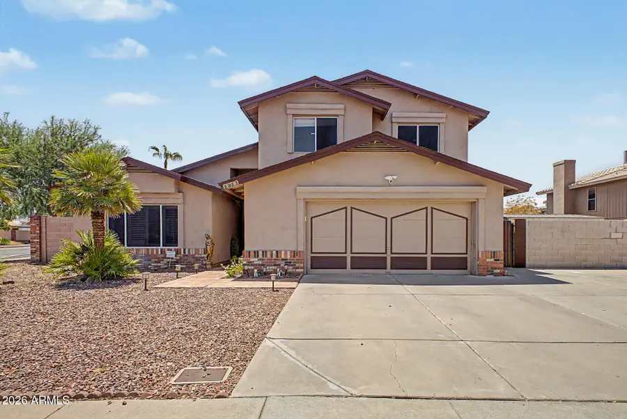 3933 W Saguaro Park Lane, Glendale, AZ 85310 - #2