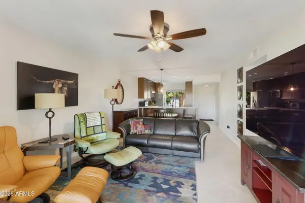 607 S Desert Flower Drive, Mesa, AZ 85208