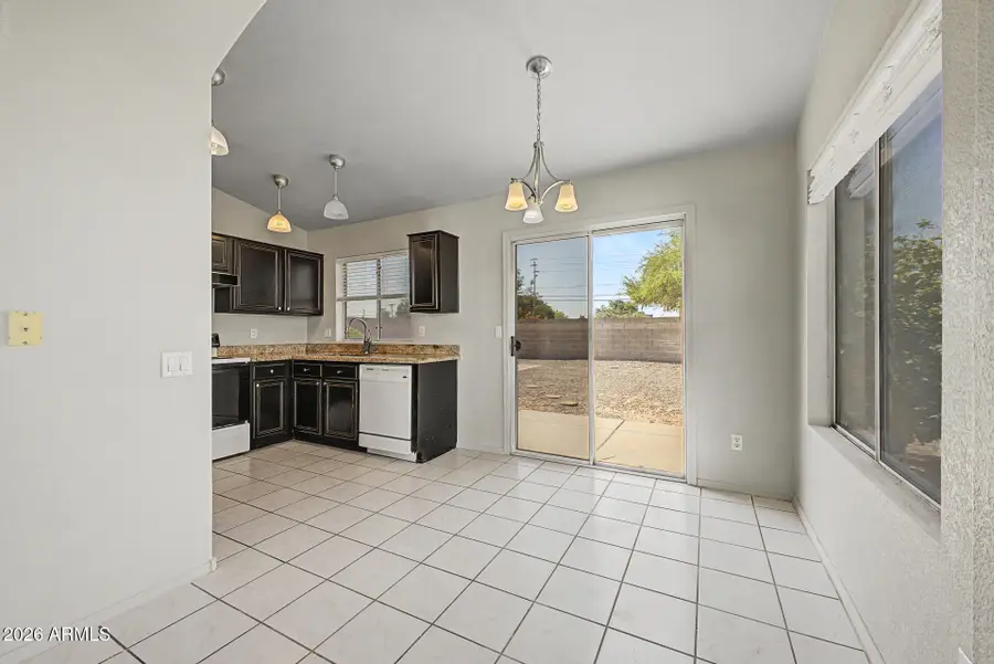 297 W Washington Avenue, Gilbert, AZ 85233 - #3