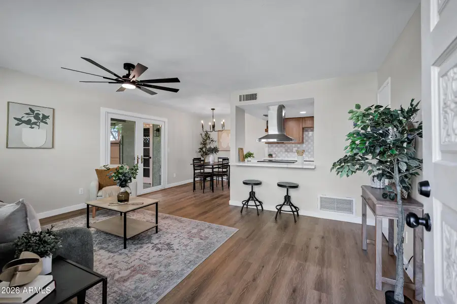 10208 N 8th Place #B, Phoenix, AZ 85020 - #2