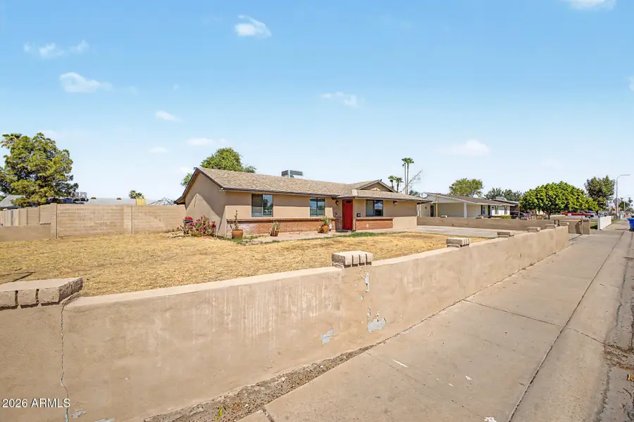 1902 N 41st Avenue, Phoenix, AZ 85009 - #2