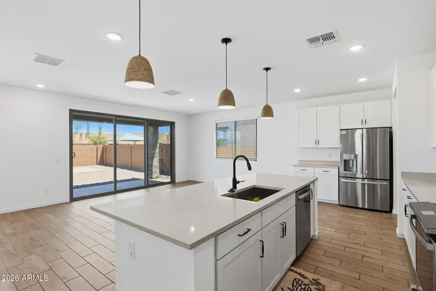 7435 N 74th Avenue, Glendale, AZ 85303 - #3