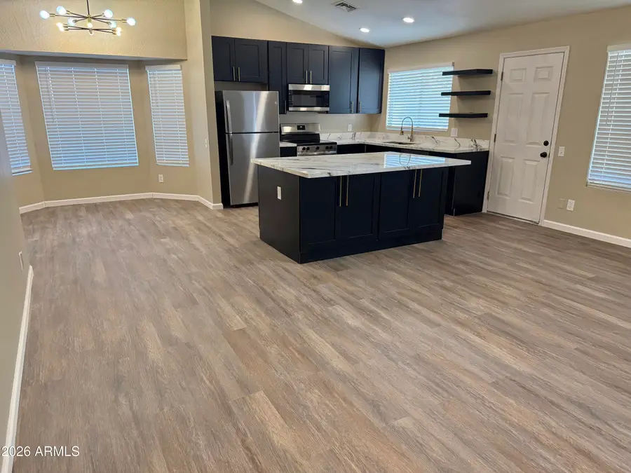 7925 W Dreyfus Drive, Peoria, AZ 85381 - #2