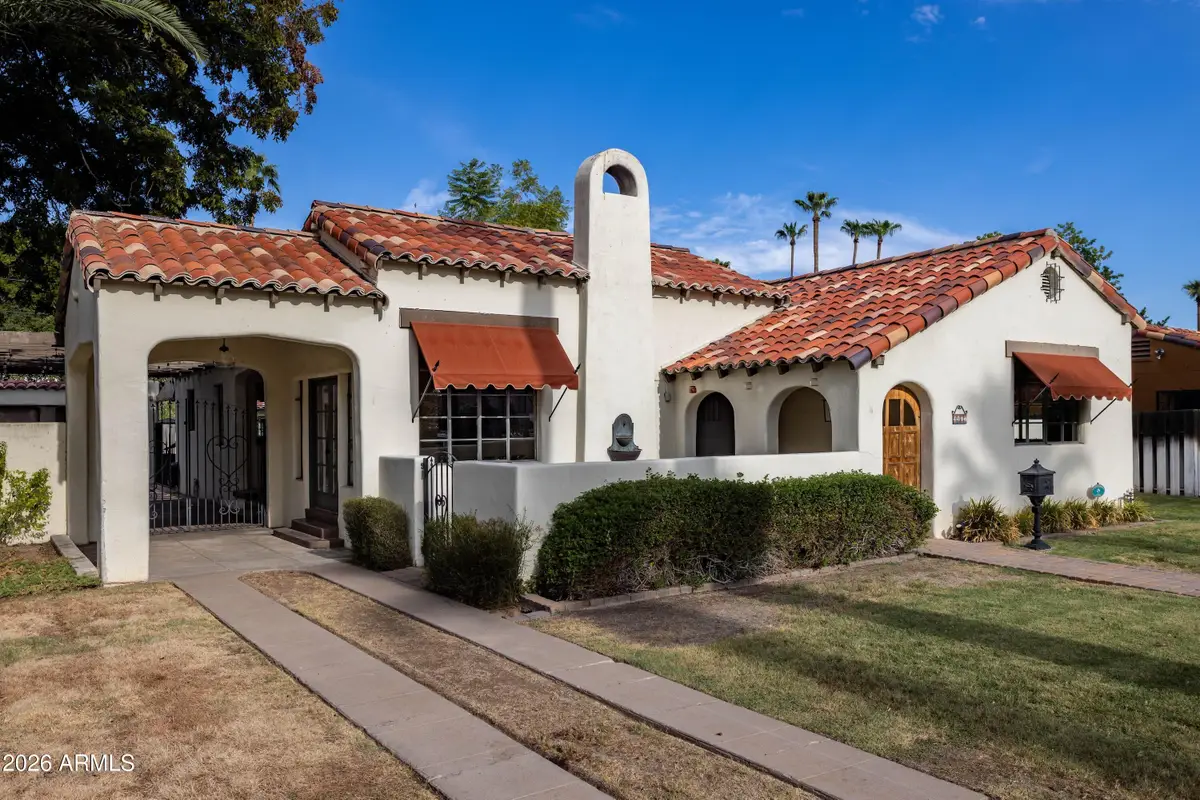 2207 N 11th Avenue, Phoenix, AZ 85007 - #1