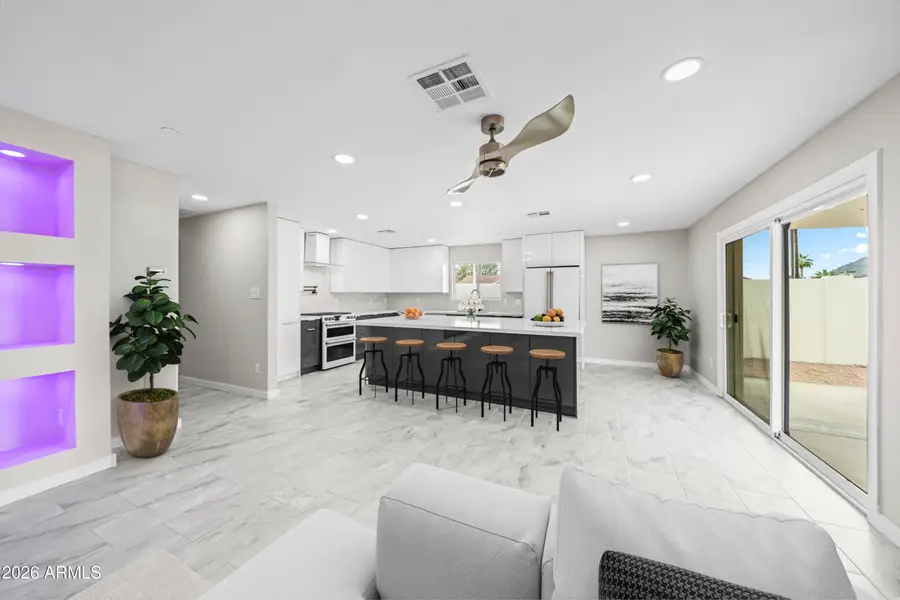 8202 E Whitton Avenue, Scottsdale, AZ 85251 - #2