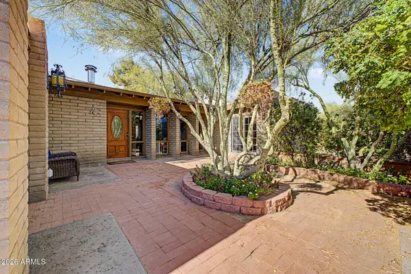 6510 E Dixileta Drive, Cave Creek, AZ 85331