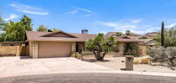864 E Paradise Lane, Phoenix, AZ 85022