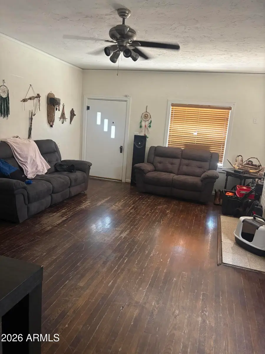 566 W Pinkley Avenue, Coolidge, AZ 85128 - #3