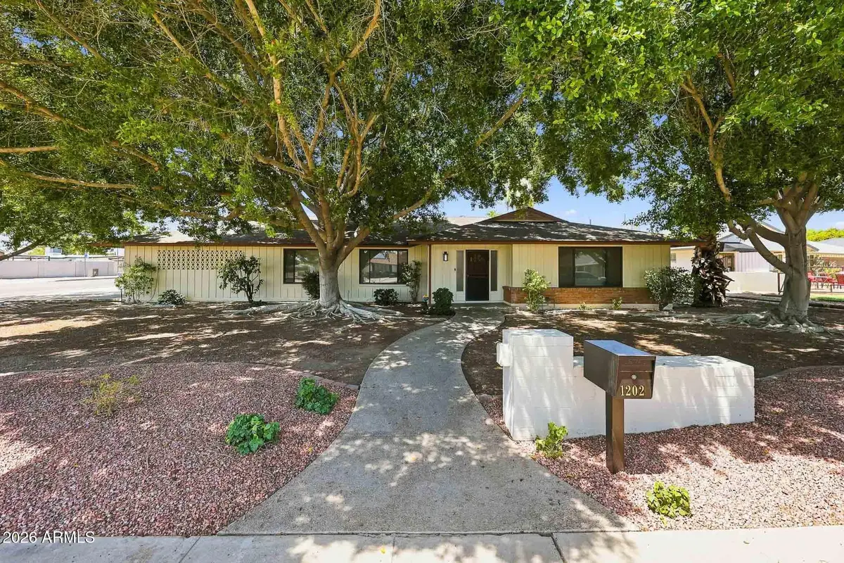 1202 E Northview Avenue, Phoenix, AZ 85020 - #1