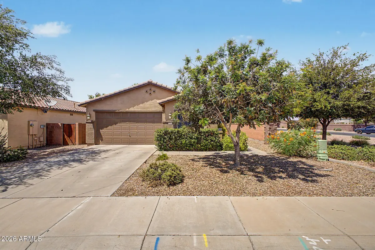 72 W Dragon Tree Avenue, San Tan Valley, AZ 85140 - #1