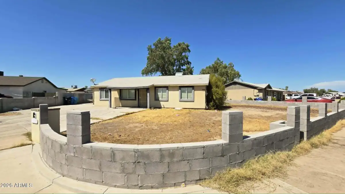 8220 W Meadowbrook Avenue, Phoenix, AZ 85033 - #1