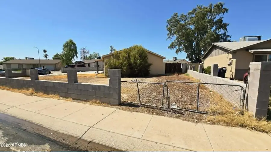 8220 W Meadowbrook Avenue, Phoenix, AZ 85033 - #2