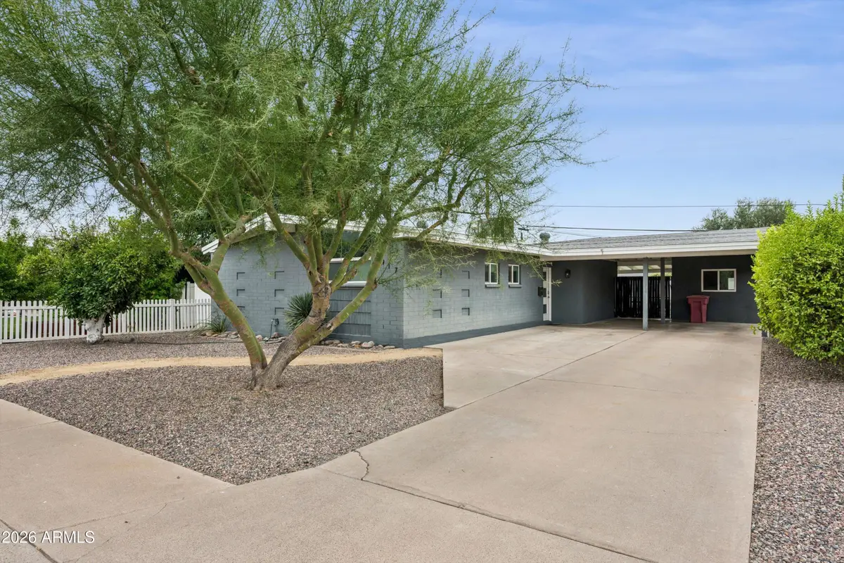 6917 E Earll Drive, Scottsdale, AZ 85251 - #1
