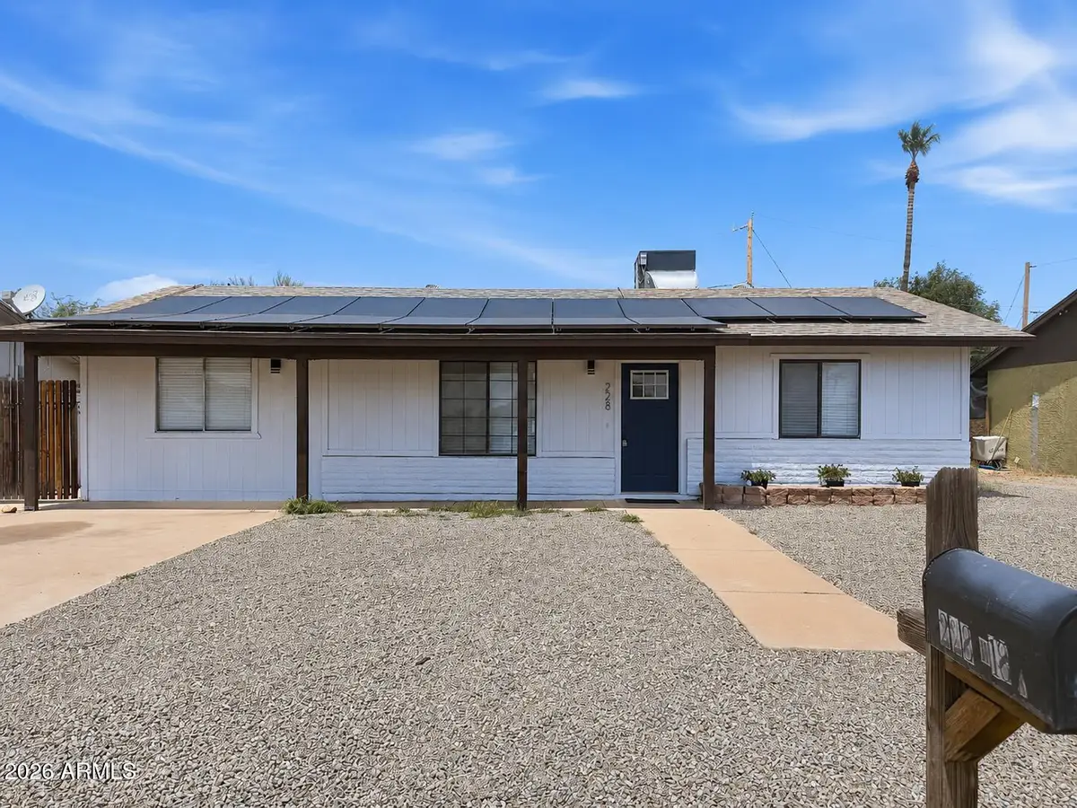 228 W 18th Avenue, Apache Junction, AZ 85120 - #1