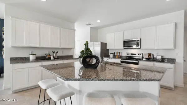8430 W Stargell Way, Florence, AZ 85132