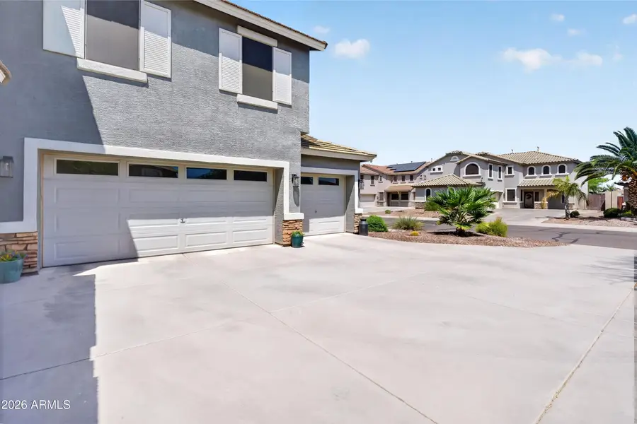 879 W Holstein Trail, San Tan Valley, AZ 85143 - #3