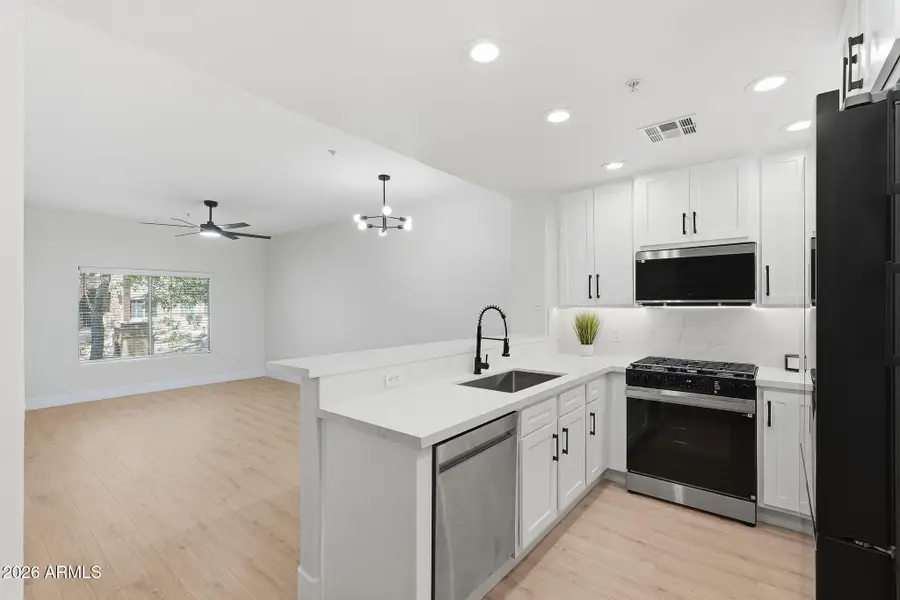 5450 E Deer Valley Drive #1200, Phoenix, AZ 85054 - #2