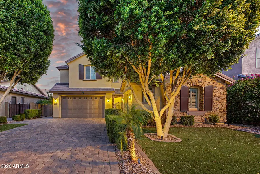 823 E Horseshoe Place, Chandler, AZ 85249 - #2