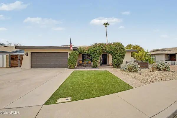 2064 S Noche De Paz Street, Mesa, AZ 85202
