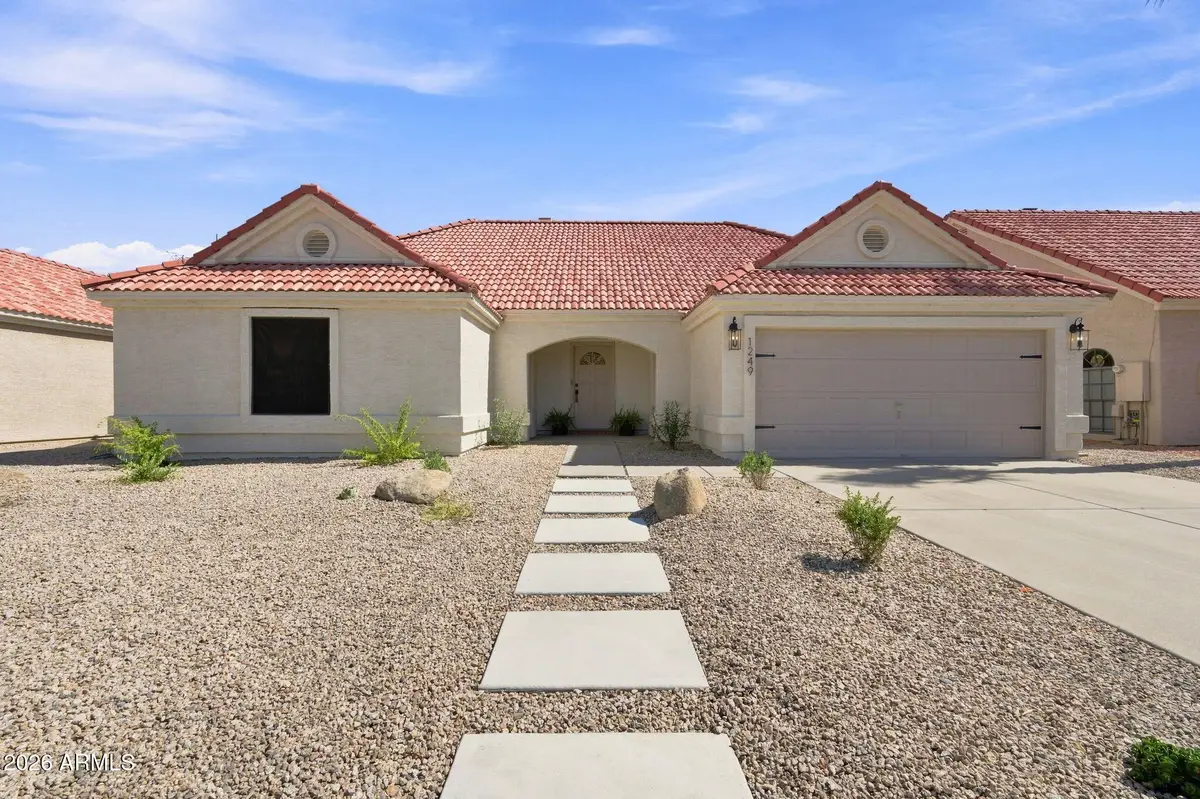 1249 E Commerce Avenue, Gilbert, AZ 85234 - #1