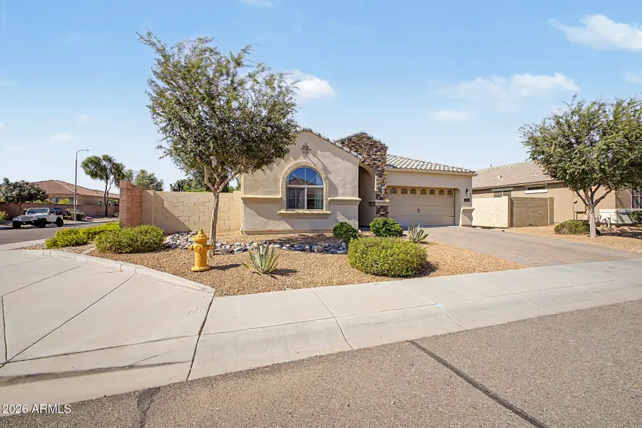 172 E Crescent Place, Chandler, AZ 85249 - #3