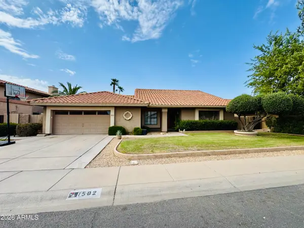 1502 W Antiqua Drive, Gilbert, AZ 85233