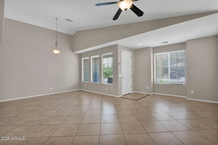3570 E Coconino Way, Gilbert, AZ 85298 - #3