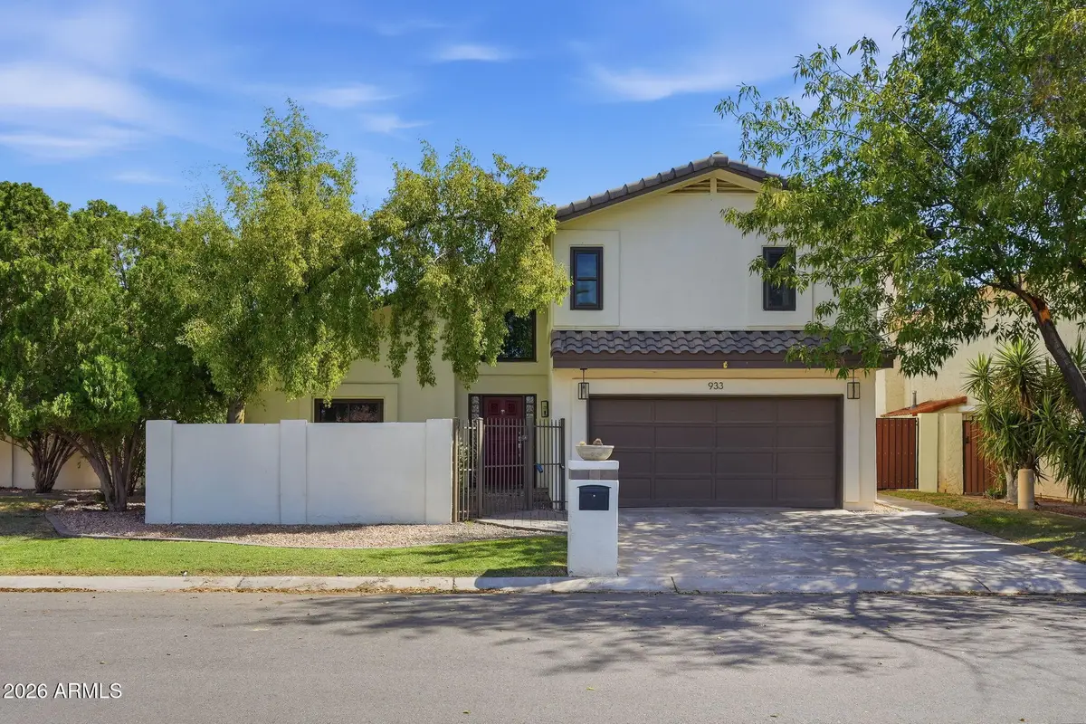 933 E Leeward Lane, Tempe, AZ 85283 - #1