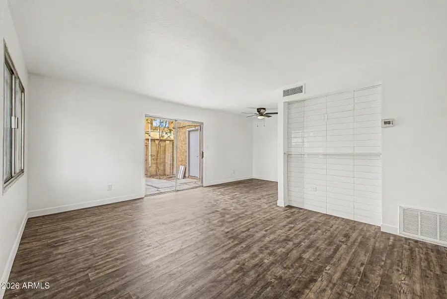 4634 E Southgate Avenue, Phoenix, AZ 85040 - #2